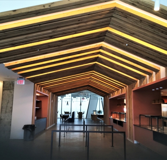 WOODEN-CEILING-AT-CAFE-GOOGLE-RESTON